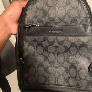 Coach Bag/Fashion.Has originally coach letter